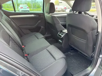 Škoda Superb AMBITION 2.0 TDI DSG