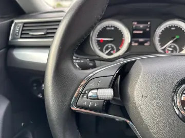 Škoda Superb AMBITION 2.0 TDI DSG