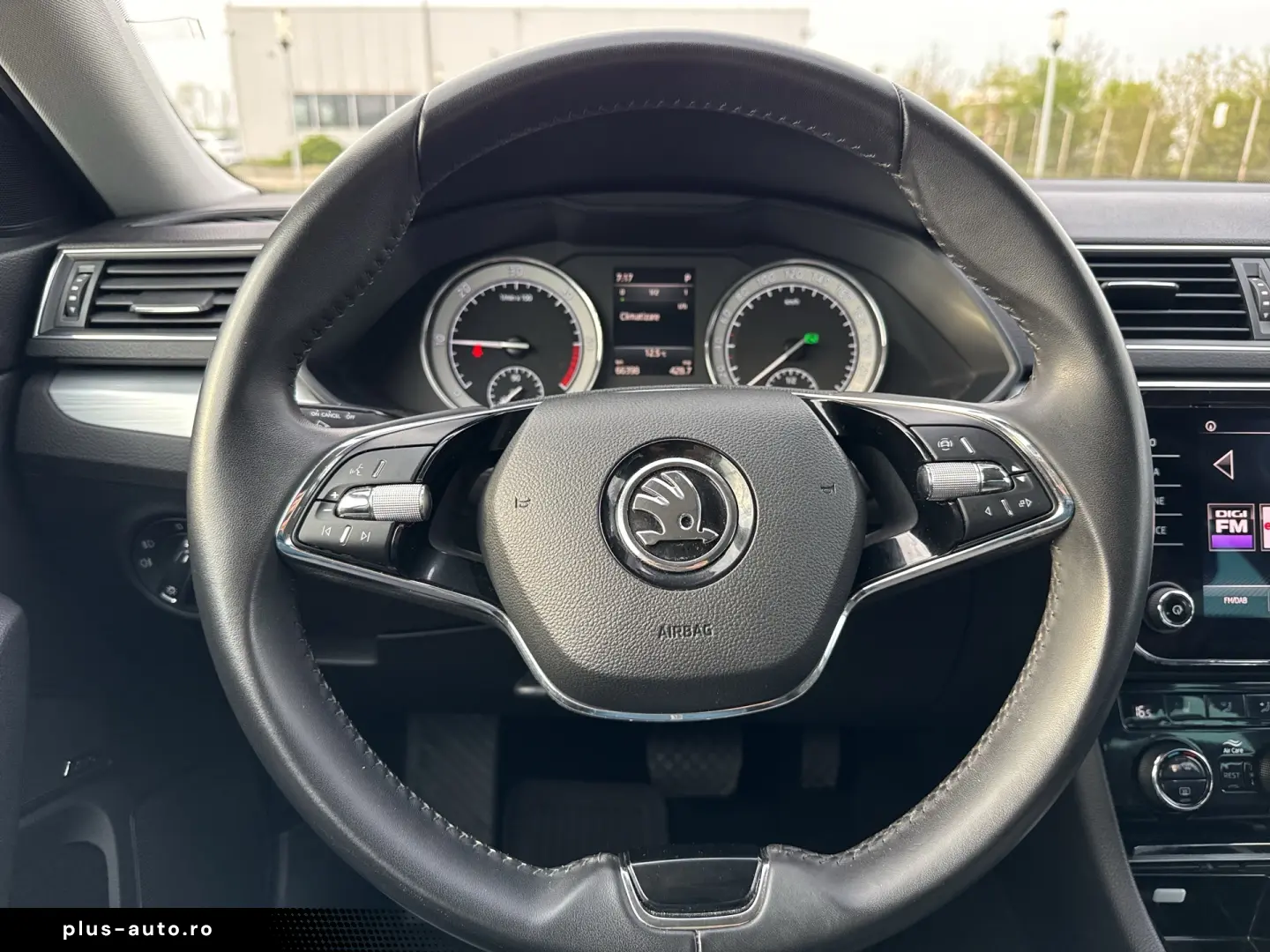 Škoda Superb AMBITION 2.0 TDI DSG