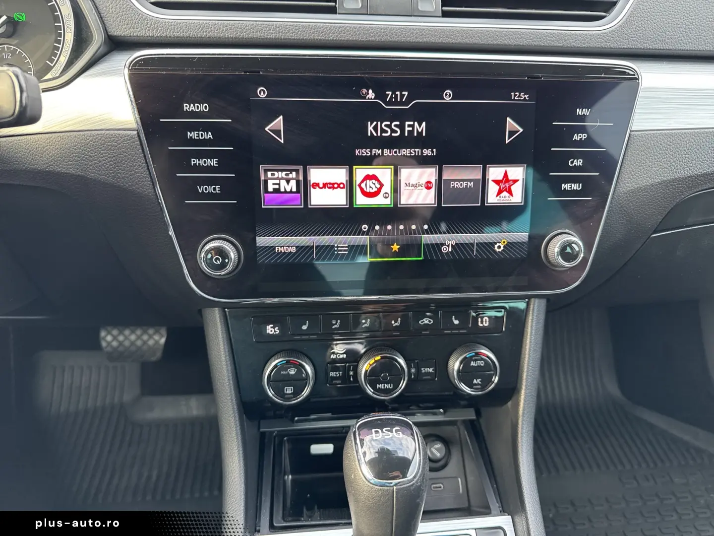 Škoda Superb AMBITION 2.0 TDI DSG