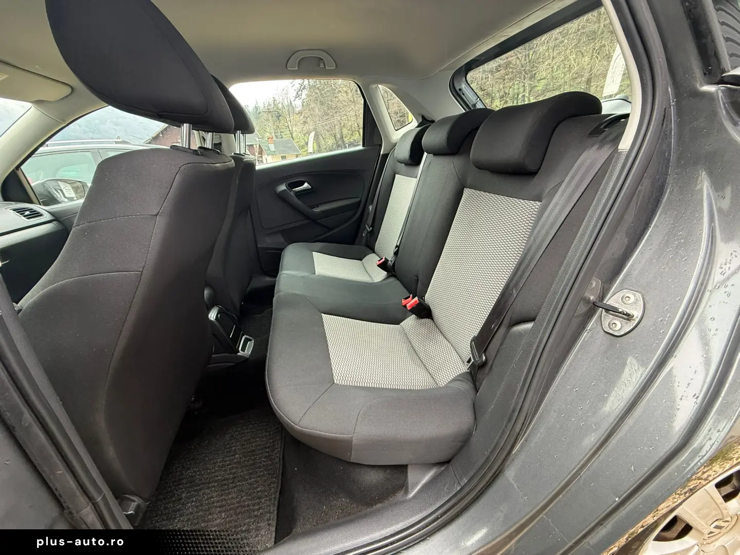 Volkswagen Polo 1.2 MpI 70Cp 2010 227.500 Km Prim Prop RO