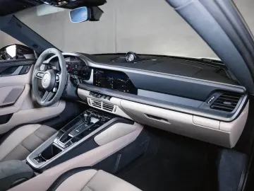 Porsche 911 Carrera 992.2 Sonderlackierung PTS