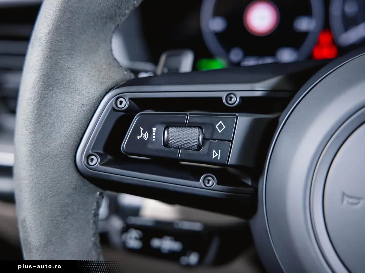 Porsche 911 Carrera 992.2 Sonderlackierung PTS