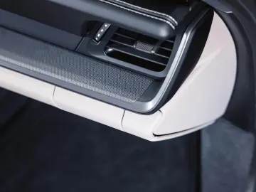 Porsche 911 Carrera 992.2 Sonderlackierung PTS