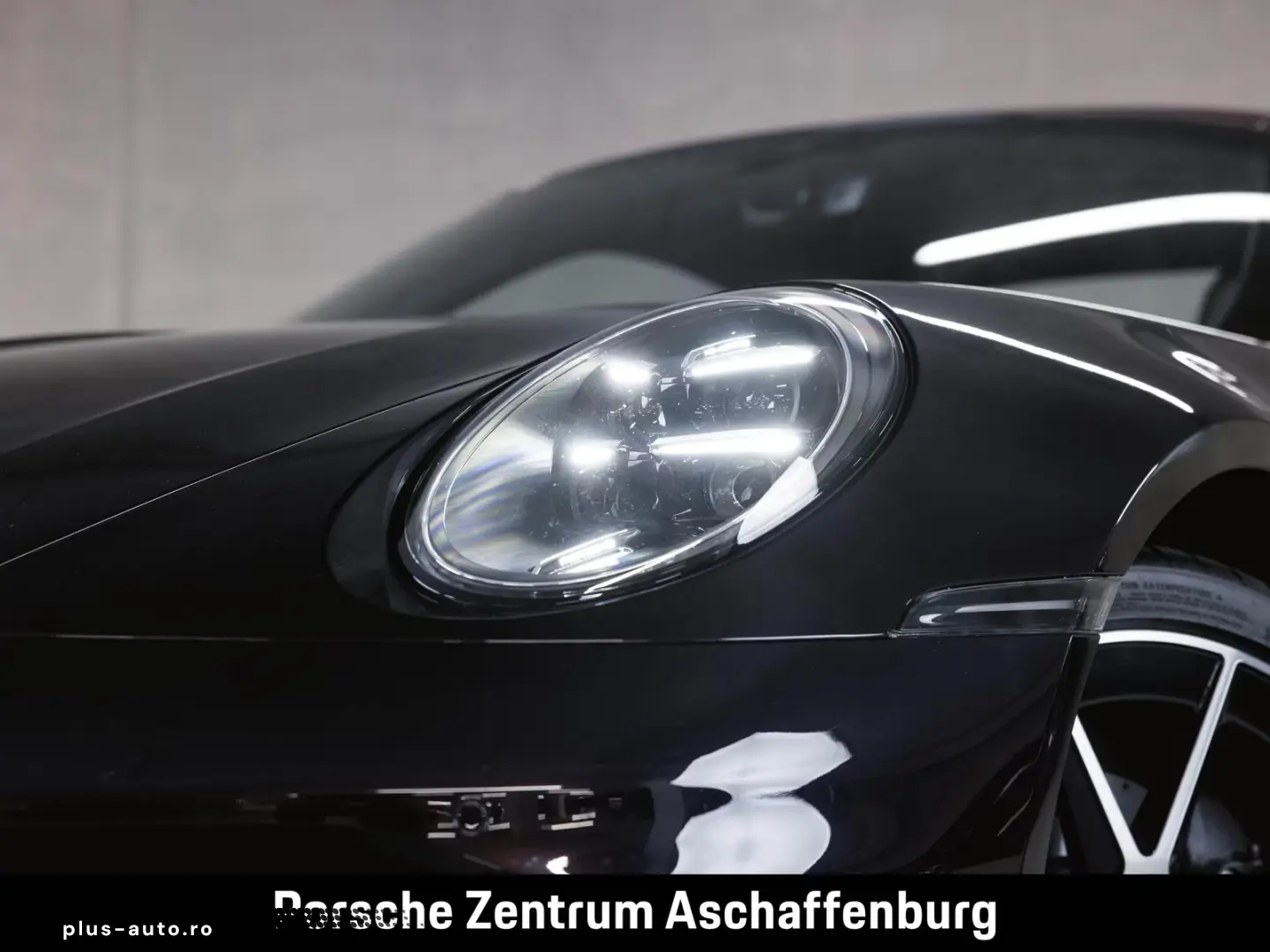 Porsche 911 Carrera 992.2 Sonderlackierung PTS