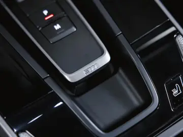 Porsche 911 Carrera 992.2 Sonderlackierung PTS