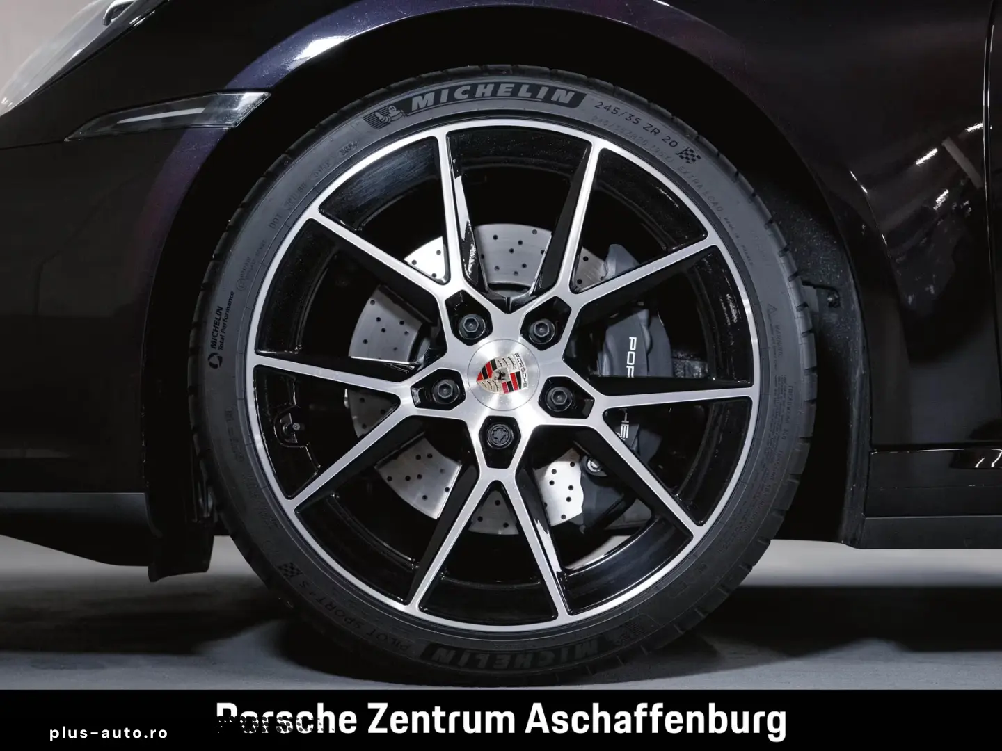 Porsche 911 Carrera 992.2 Sonderlackierung PTS