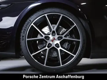 Porsche 911 Carrera 992.2 Sonderlackierung PTS