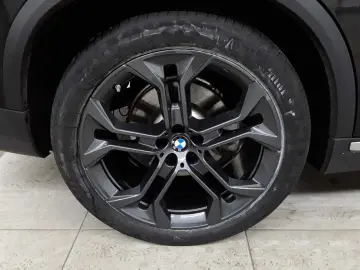 BMW X5 xDrive45e xLine Navi Leder H&K