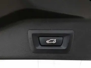 BMW X5 xDrive45e xLine Navi Leder H&K