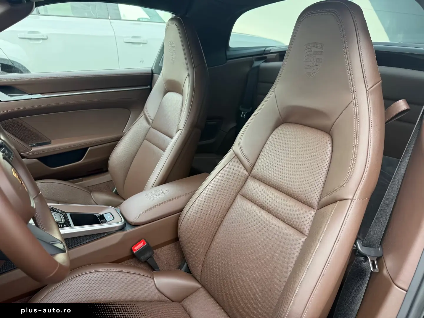 Porsche 911   992 Targa 4 GTS  Lift