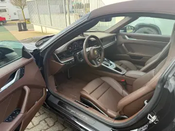 Porsche 911   992 Targa 4 GTS  Lift