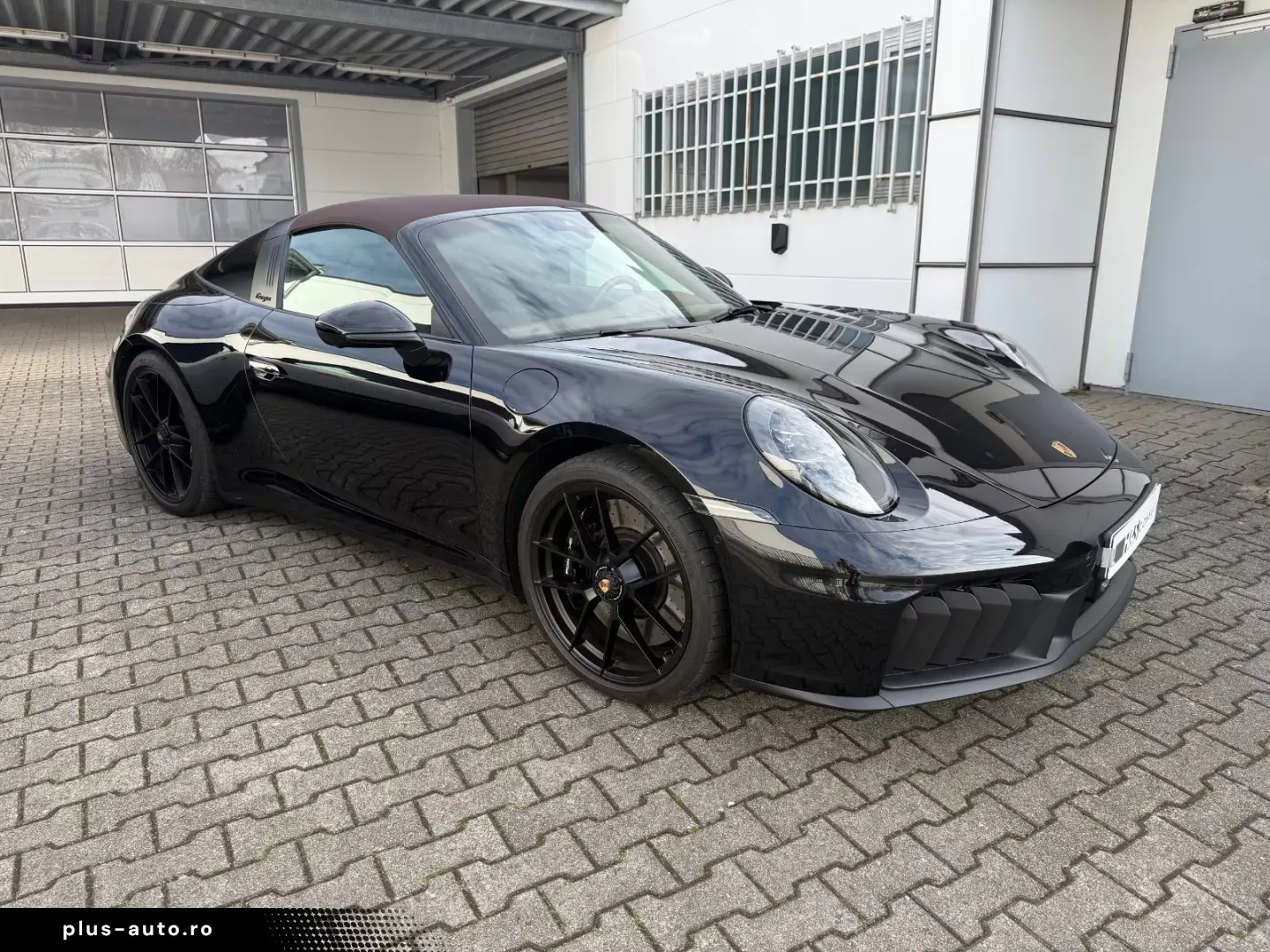 Porsche 911   992 Targa 4 GTS  Lift