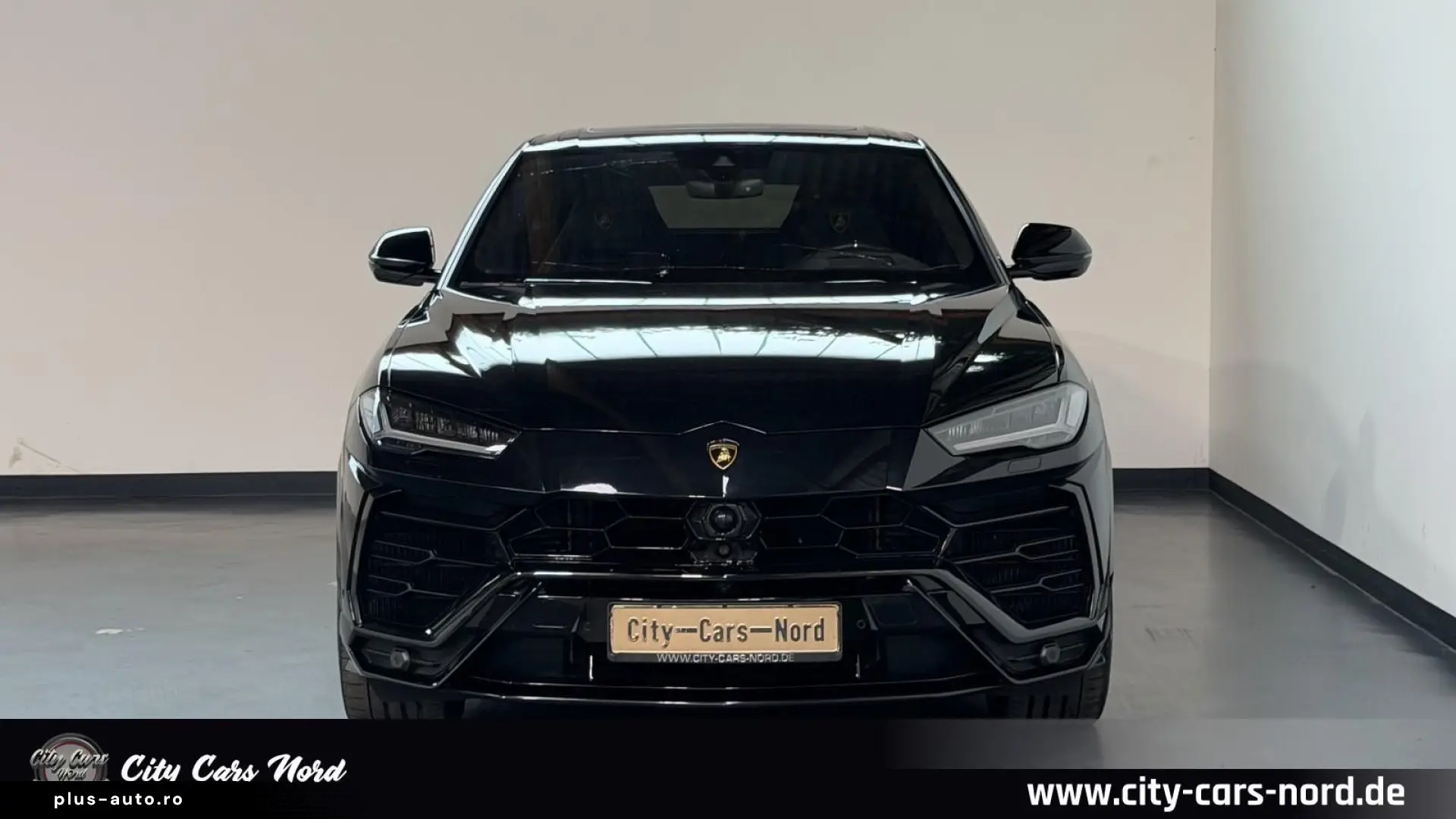 LAMBORGHINI Urus 4.0 V8 4SITZ PANORAMA B&O MASSAGE ADAS