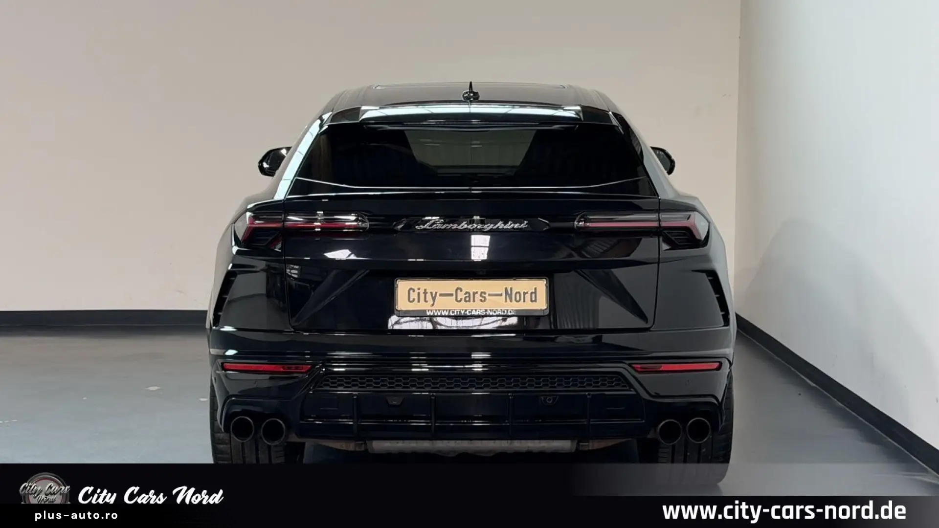 LAMBORGHINI Urus 4.0 V8 4SITZ PANORAMA B&O MASSAGE ADAS