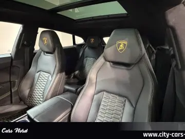 LAMBORGHINI Urus 4.0 V8 4SITZ PANORAMA B&O MASSAGE ADAS