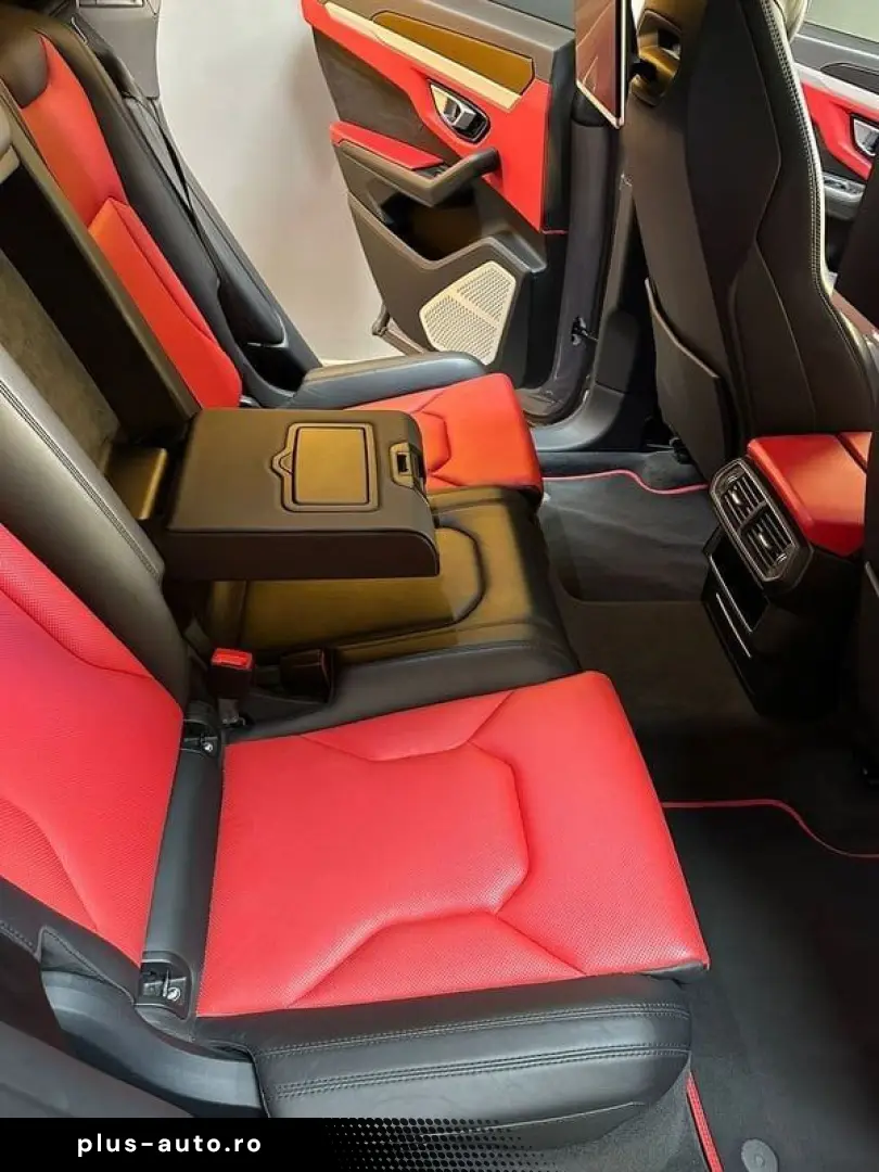 LAMBORGHINI Lamborghini Urus