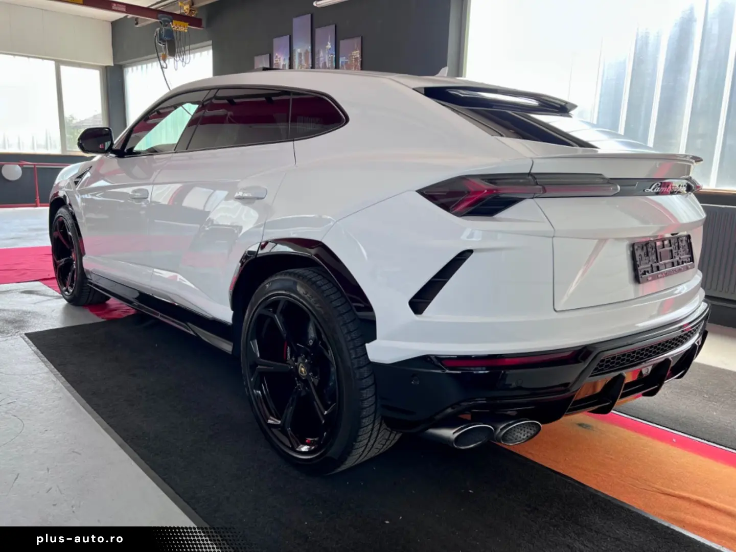 LAMBORGHINI Urus Panorama Garantie B&O 360  ACC Hud Massage