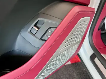 LAMBORGHINI Urus Panorama Garantie B&O 360  ACC Hud Massage