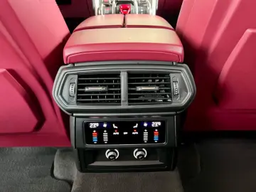 LAMBORGHINI Urus Panorama Garantie B&O 360  ACC Hud Massage