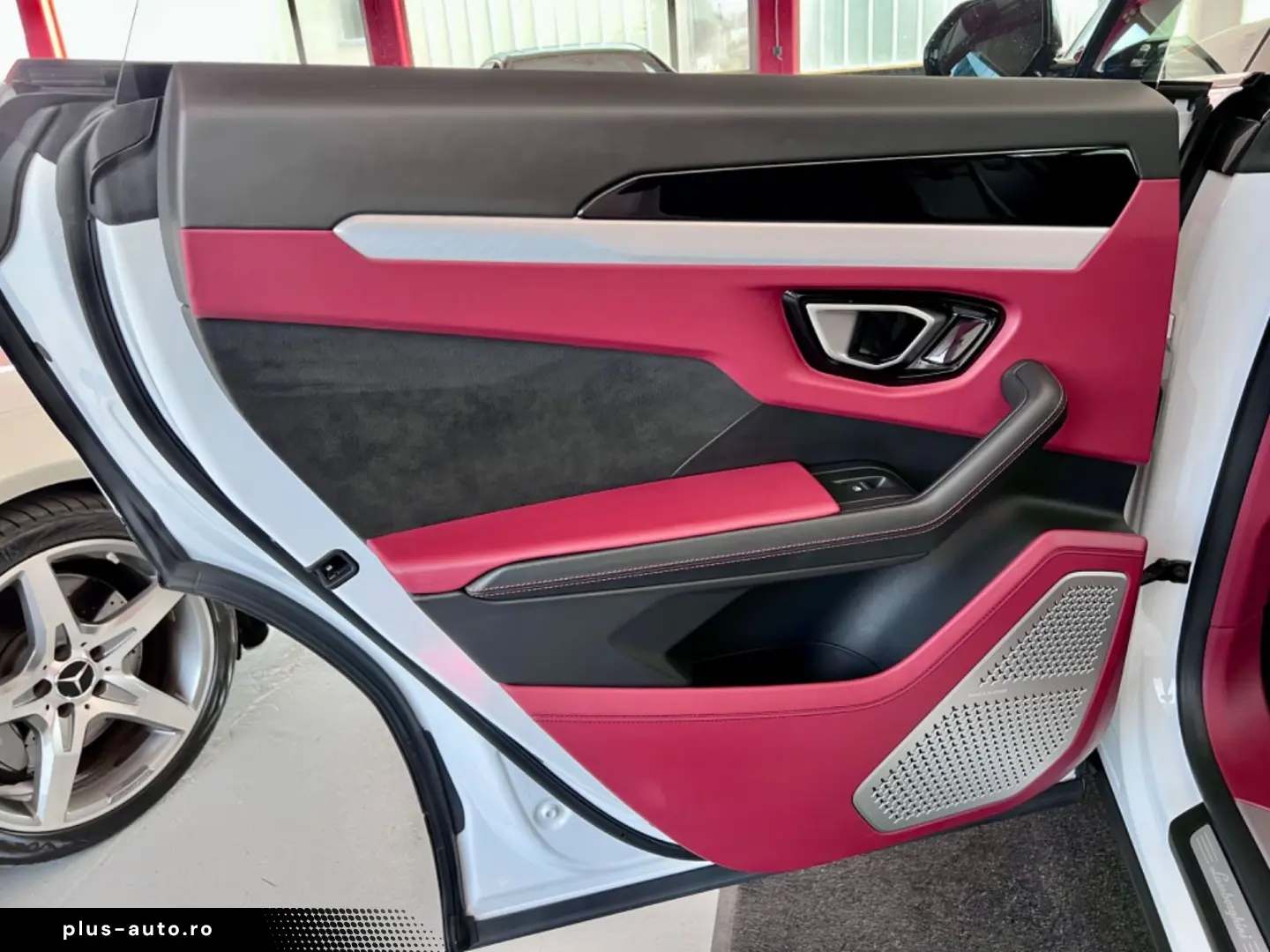 LAMBORGHINI Urus Panorama Garantie B&O 360  ACC Hud Massage