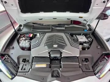 LAMBORGHINI Urus Panorama Garantie B&O 360  ACC Hud Massage