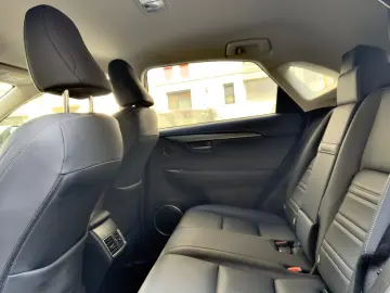 Lexus Seria NX 300h Executive Line