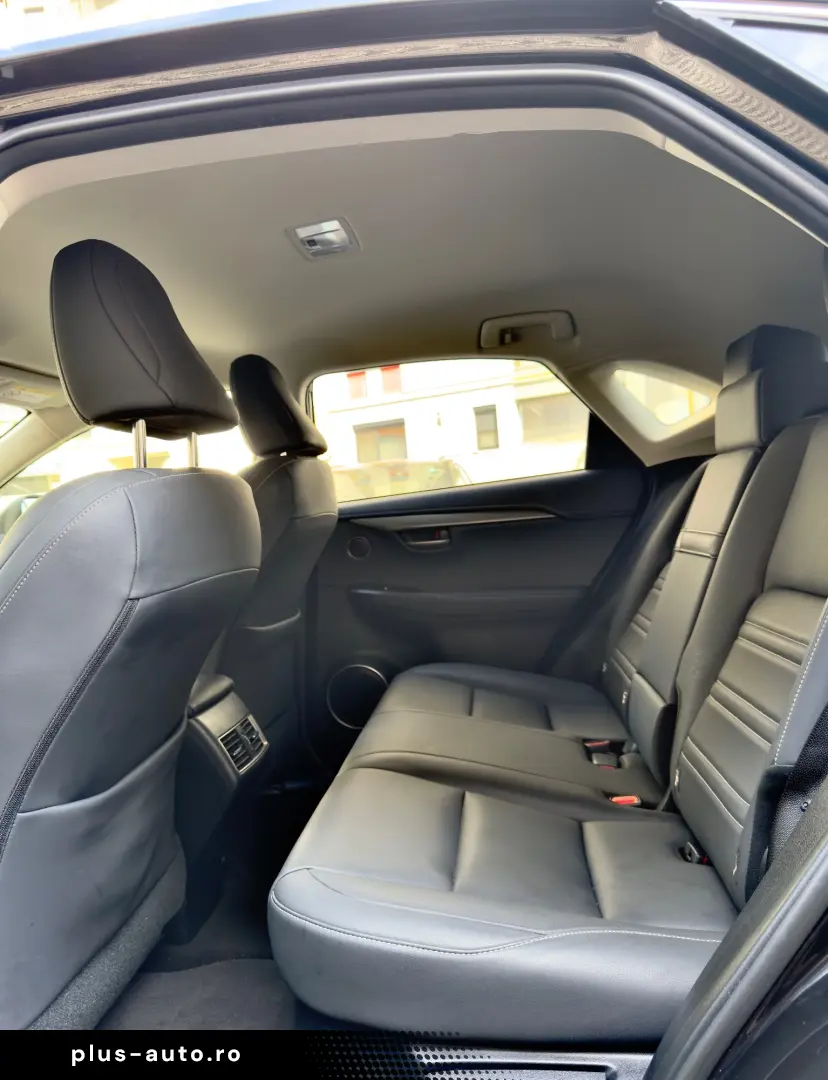 Lexus Seria NX 300h Executive Line