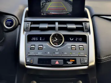 Lexus Seria NX 300h Executive Line