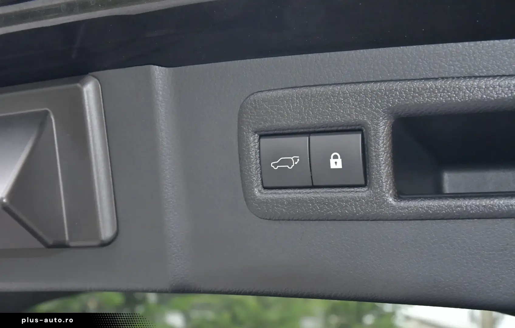 Lexus Seria NX 300h AWD Luxury