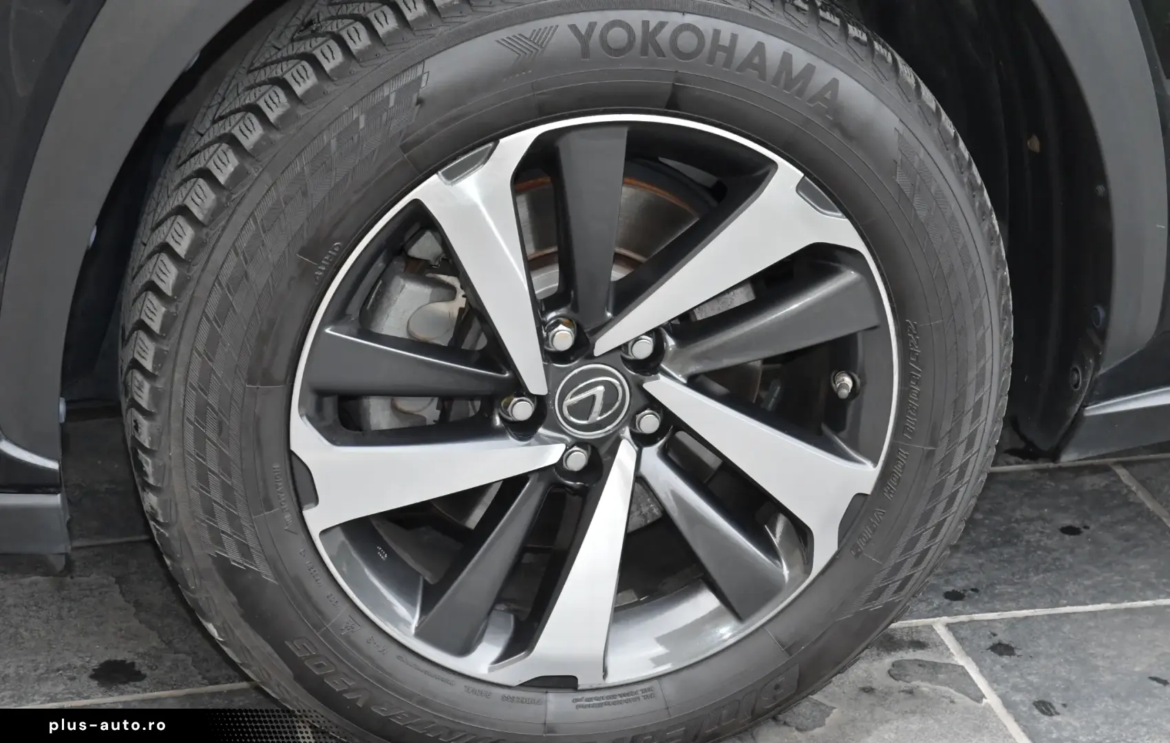 Lexus Seria NX 300h AWD Luxury