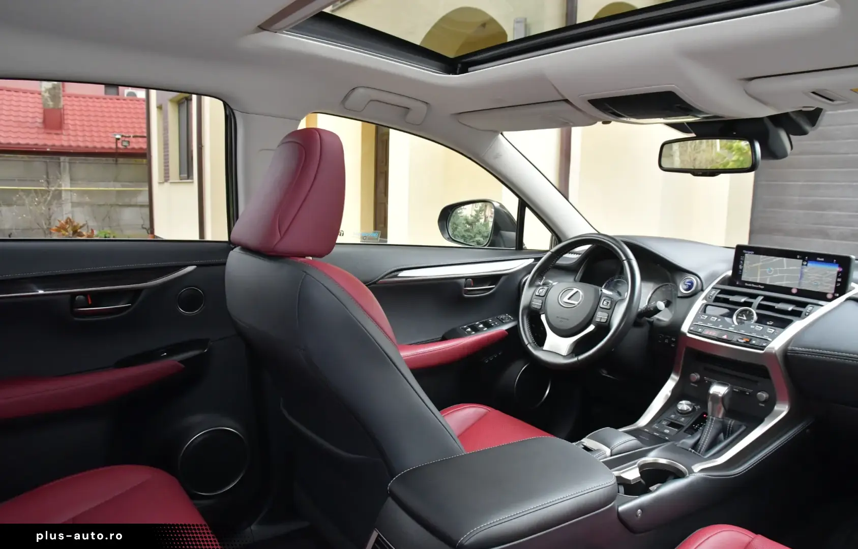 Lexus Seria NX 300h AWD Luxury