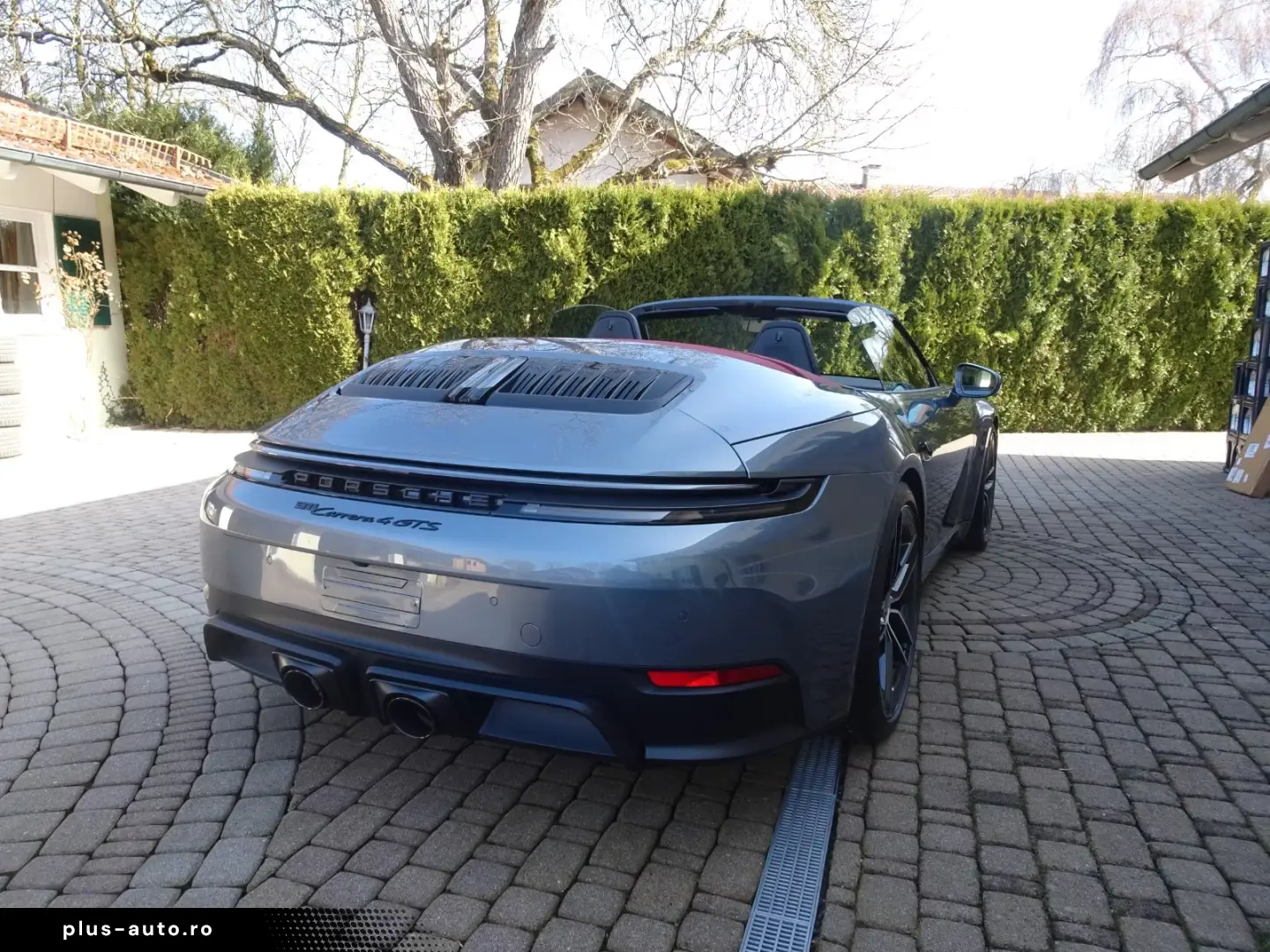 Porsche 992.2 Carrera 4 GTS T-Hybrid Cabrio