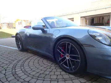 Porsche 992.2 Carrera 4 GTS T-Hybrid Cabrio