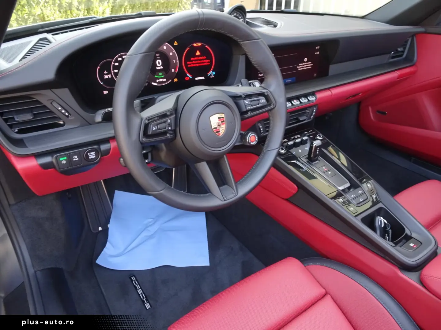 Porsche 992.2 Carrera 4 GTS T-Hybrid Cabrio