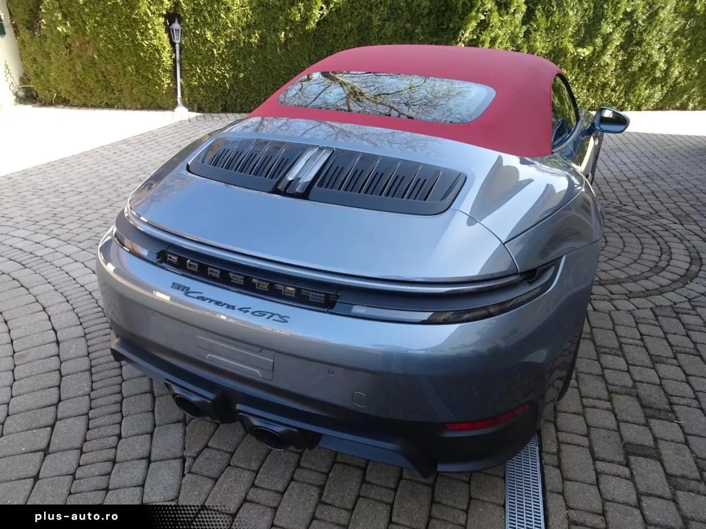 Porsche 992.2 Carrera 4 GTS T-Hybrid Cabrio