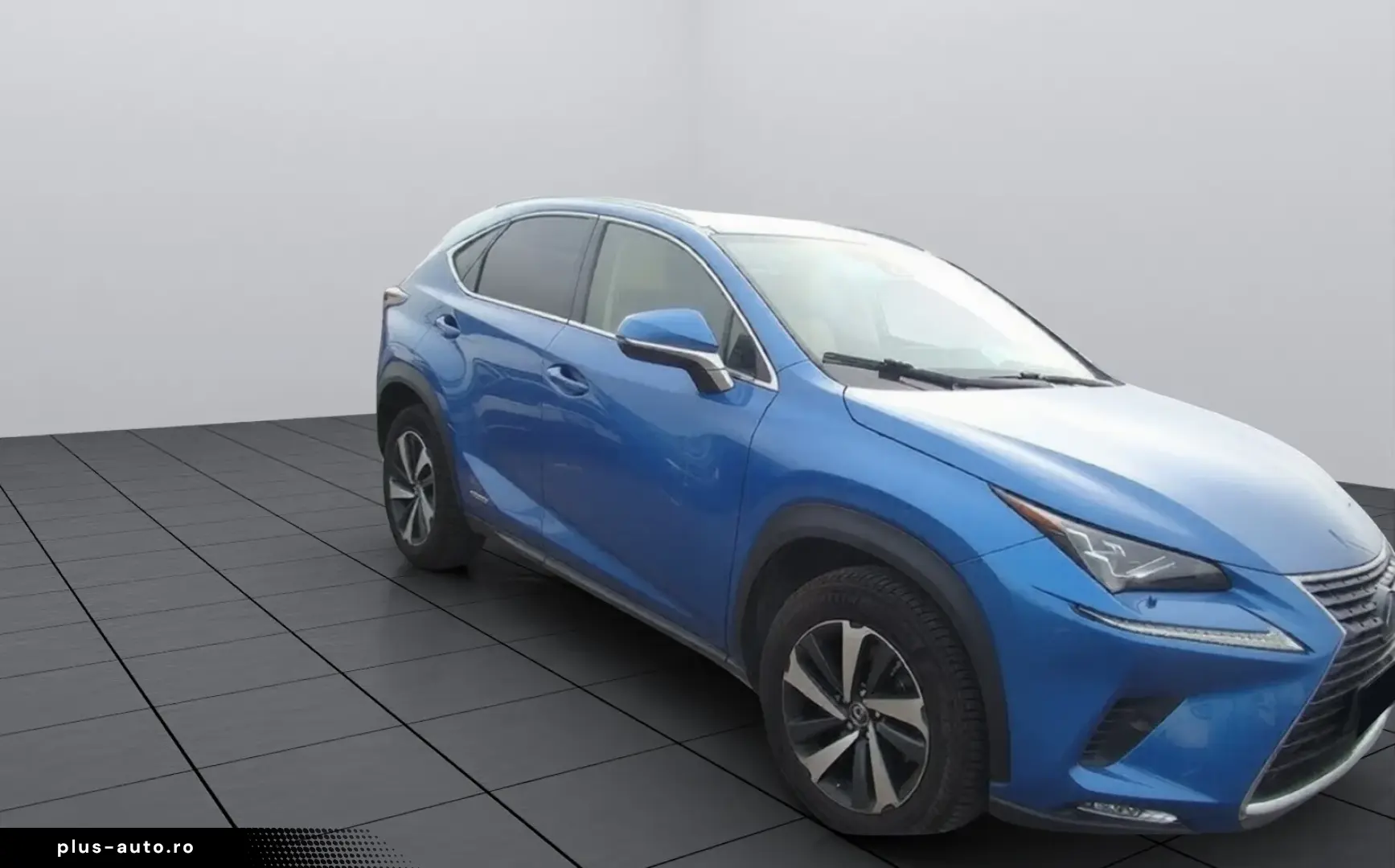 Lexus Seria NX 300h E-FOUR Luxury Line