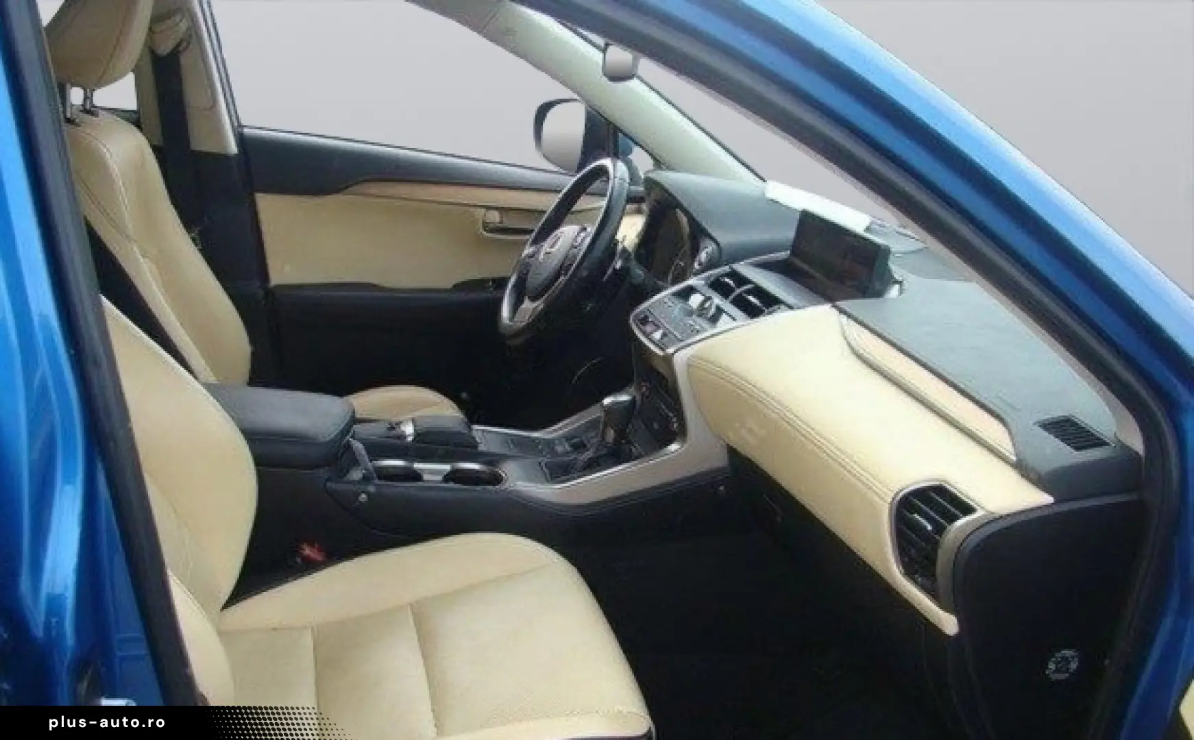 Lexus Seria NX 300h E-FOUR Luxury Line