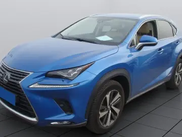 Lexus Seria NX 300h E-FOUR Luxury Line