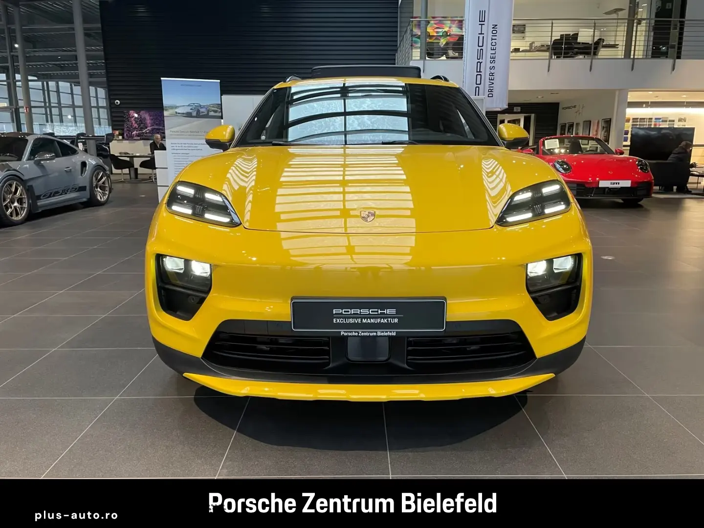 Porsche Macan 4 Offroad-Design LED-Matrix