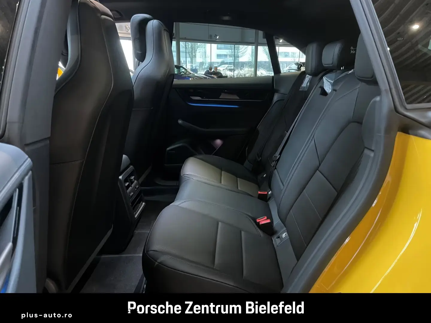 Porsche Macan 4 Offroad-Design LED-Matrix