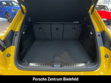 Porsche Macan 4 Offroad-Design LED-Matrix