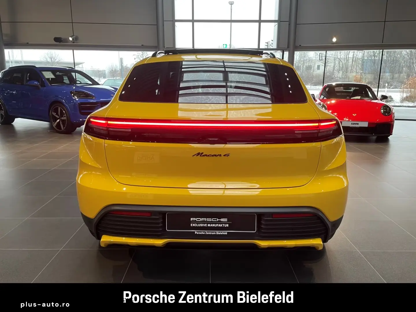 Porsche Macan 4 Offroad-Design LED-Matrix