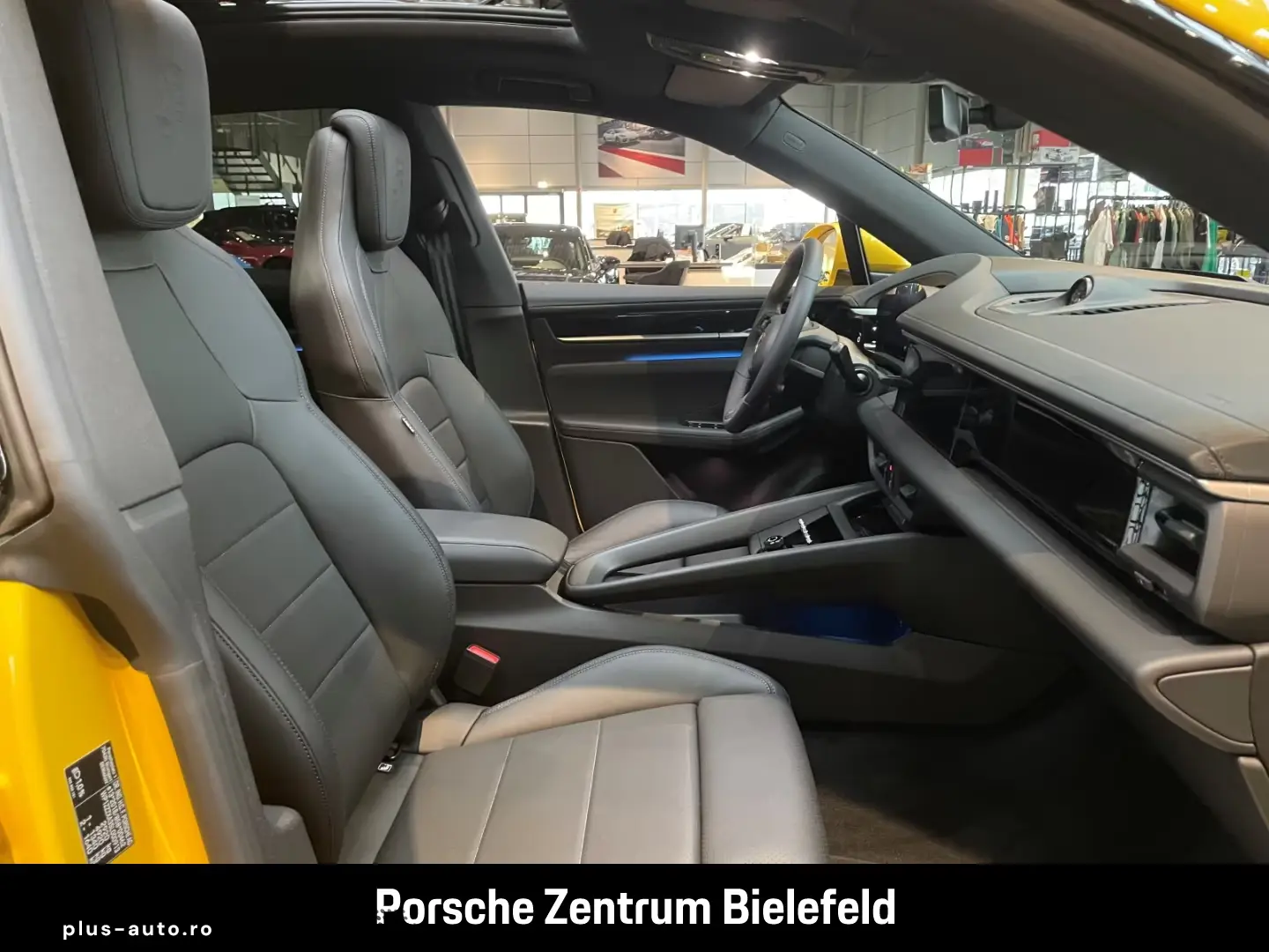 Porsche Macan 4 Offroad-Design LED-Matrix