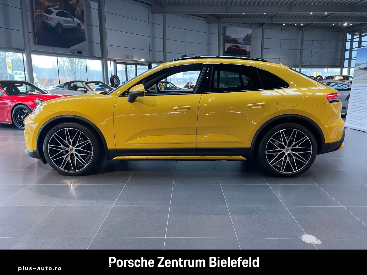 Porsche Macan 4 Offroad-Design LED-Matrix