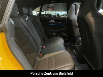 Porsche Macan 4 Offroad-Design LED-Matrix