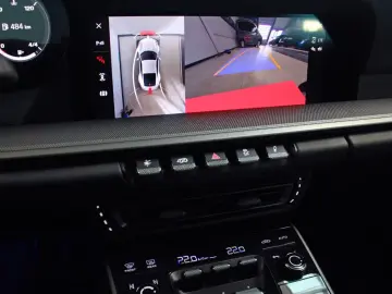 Porsche 992 911 Carrera 4 3.0 BOSE 360 Cam LenkHz ACC