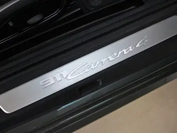 Porsche 992 911 Carrera 4 3.0 BOSE 360 Cam LenkHz ACC