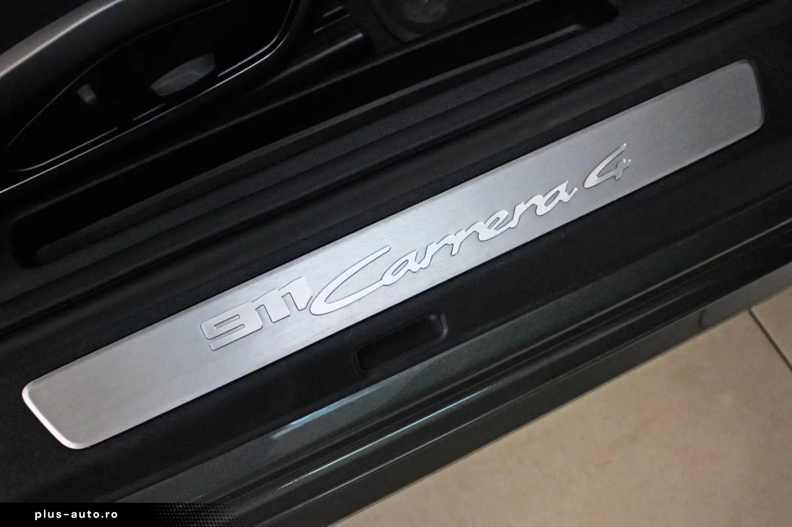 Porsche 992 911 Carrera 4 3.0 BOSE 360 Cam LenkHz ACC