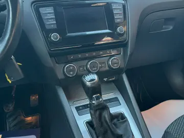 Skoda Octavia 2013 12